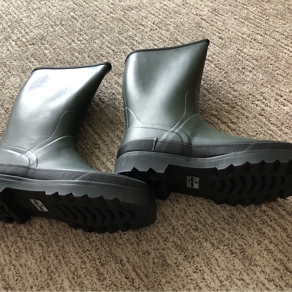 “Kathy Jean” Green Over Calf Rubber Boots - Picture 6 of 10